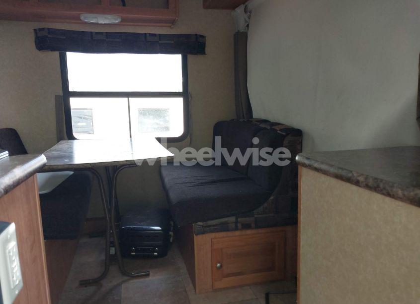 Photo 8 of 2011 Rockwood Roo 183 TRAVEL TRAILER (VIN 4X4TRLT29BD109564)