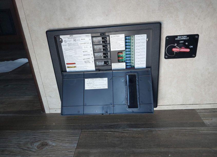 Photo 7 of 2016 Forest River RV (VIN 4X4TSCC2XGC007675)