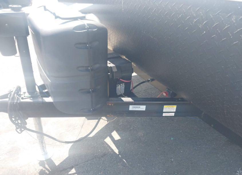 Photo 10 of 2019 Forest River OTHER (VIN 4X4TSM729K7418289)