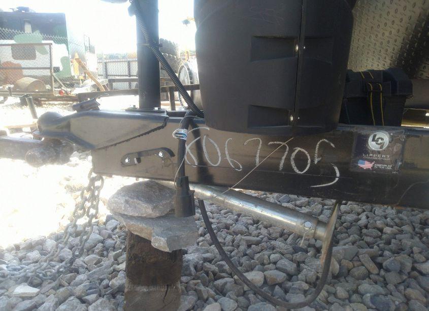 Photo 8 of 2021 Salem 31kqbts N/A (VIN 4X4TSMG29M8067705)