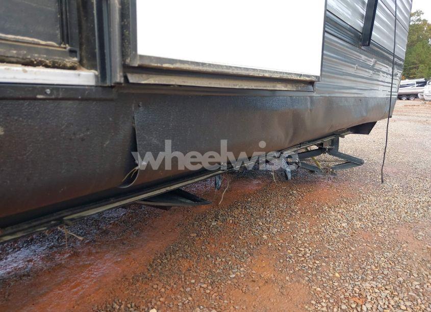 Photo 18 of 2022 Forest River SALEM (VIN 4X4TSMJ2XN8069599)