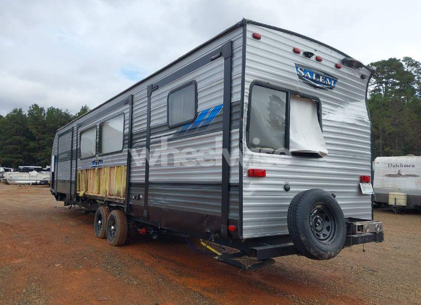 Photo 3 of 2022 Forest River SALEM (VIN 4X4TSMJ2XN8069599)