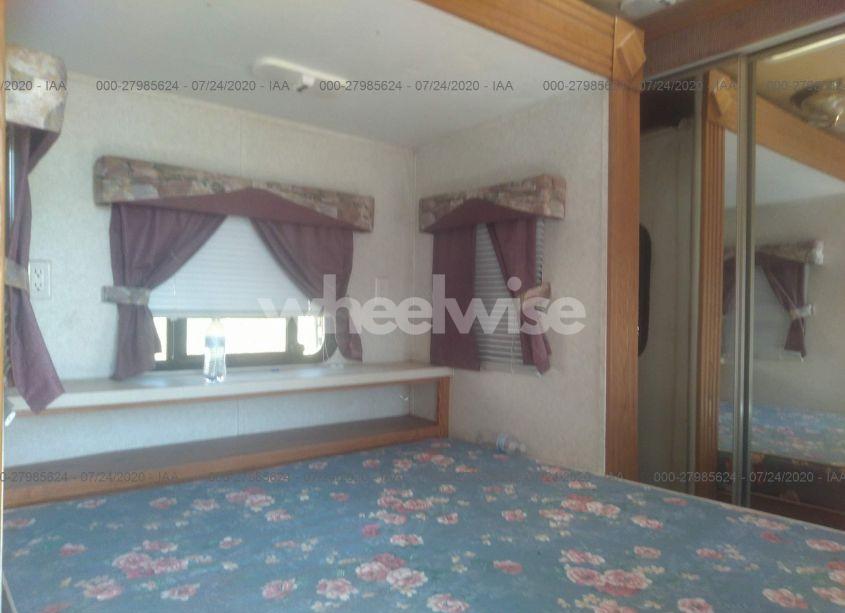 Photo 5 of 2001 Salem Travel TRAILER (VIN 4X4TSMP2118008808)