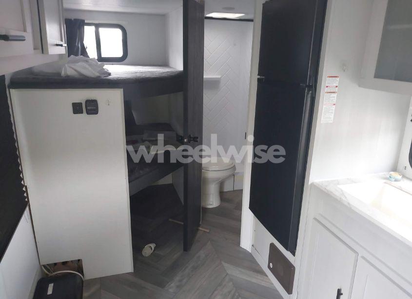 Photo 8 of 2021 Forest River SALEM (VIN 4X4TSMT14MY009739)