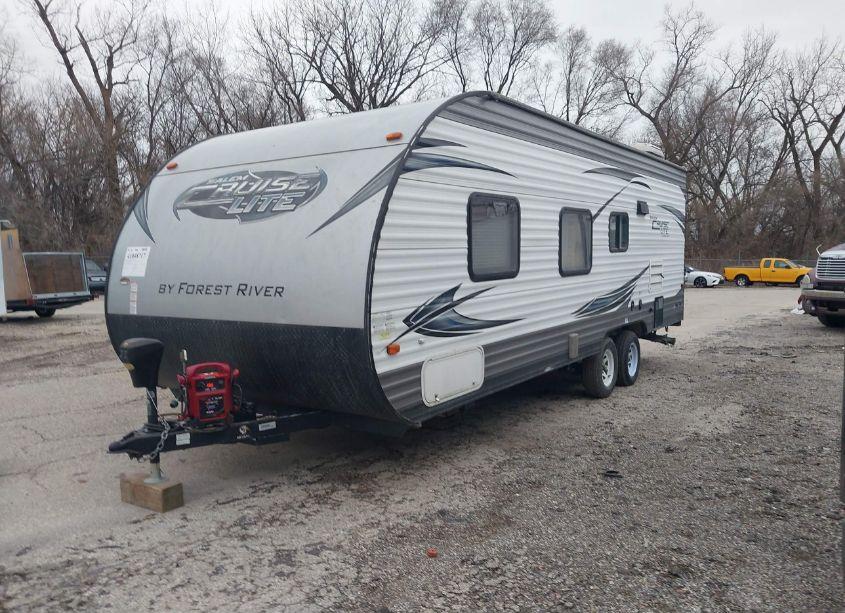 Photo 2 of 2016 Forest River SALEM CRUISE 241QBXL (VIN 4X4TSMZ2XG7408083)