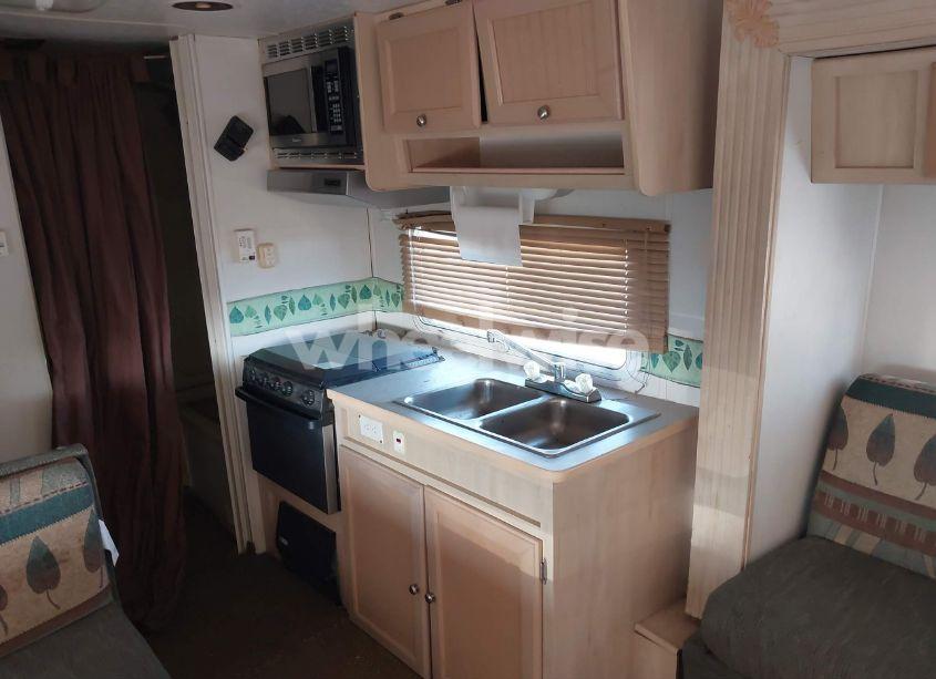 Photo 13 of 2004 Forest River URVEYO SV 261 (VIN 4X4TSVB254L002800)