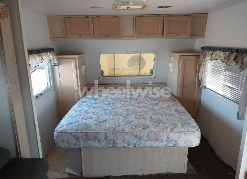 Photo 5 of 2004 Forest River URVEYO SV 261 (VIN 4X4TSVB254L002800)