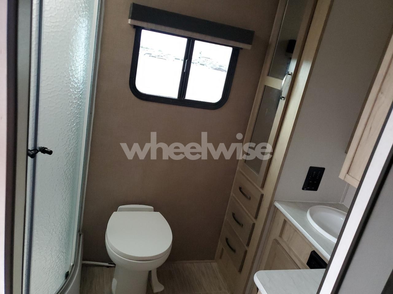 Photo 6 of 2020 SURVEYOR CAMPER (VIN 4X4TSVC28LL037439)