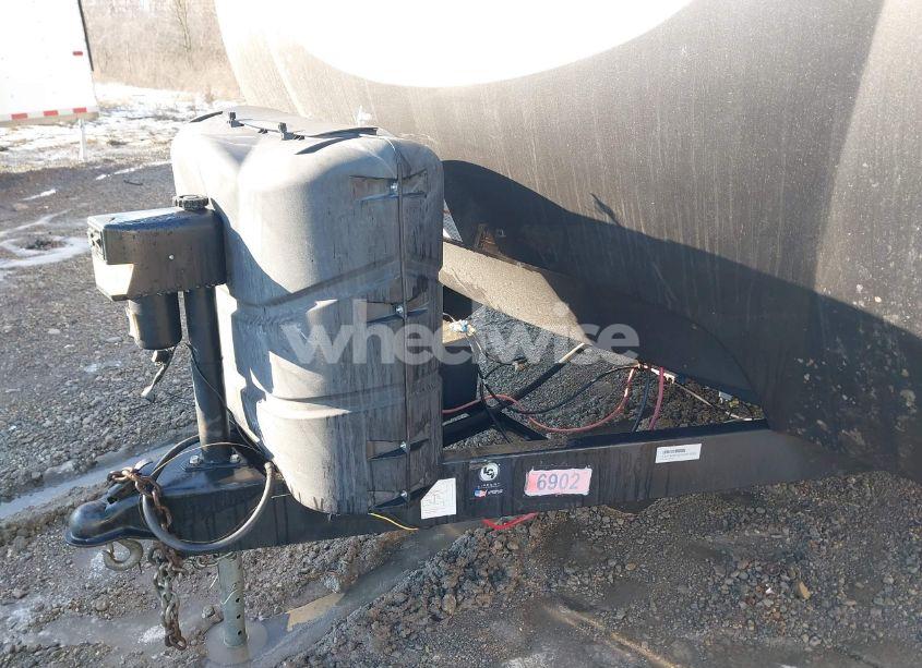 Photo 7 of 2017 Fore Wildwood (VIN 4X4TWBF20HU013930)