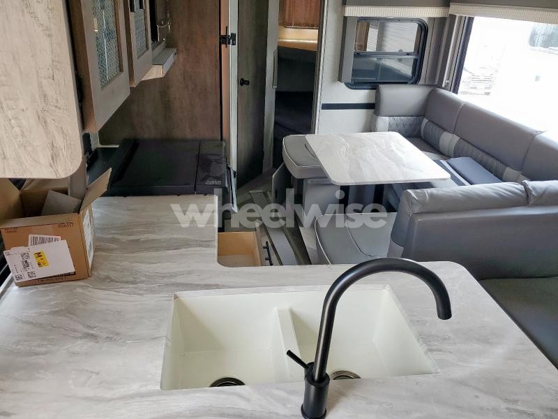 Photo 8 of 2021 FORESRIVER WILDWOOD (VIN 4X4TWDB21M7368809)