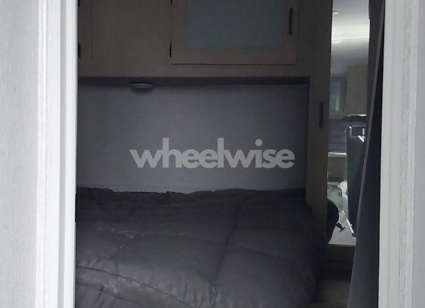 Photo 8 of 2023 Wildwood 27r (VIN 4X4TWDC24PA277491)