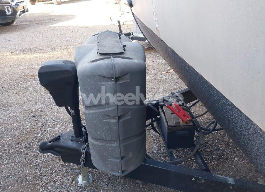 Photo 10 of 2016 Forest River WILDWOOD (VIN 4X4TWDC2XG8800892)