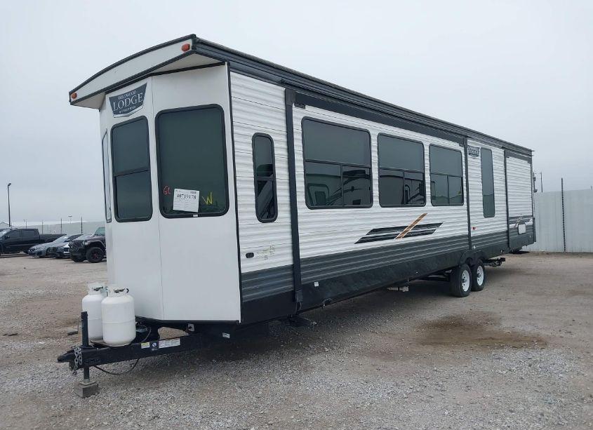 Photo 2 of 2022 Fore Wildwood (VIN 4X4TWDS25NM060979)