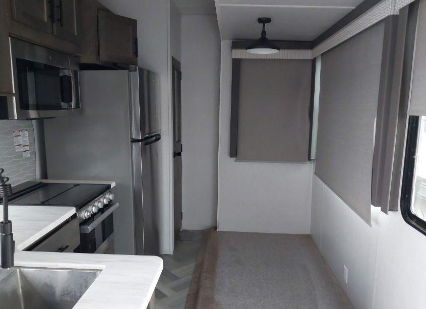 Photo 8 of 2022 Fore Wildwood (VIN 4X4TWDS25NM060979)