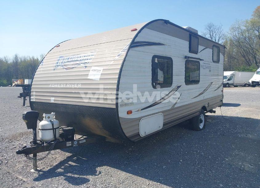 Photo 2 of 2017 Wildwood Travel TRLR (VIN 4X4TWDV16H7355949)