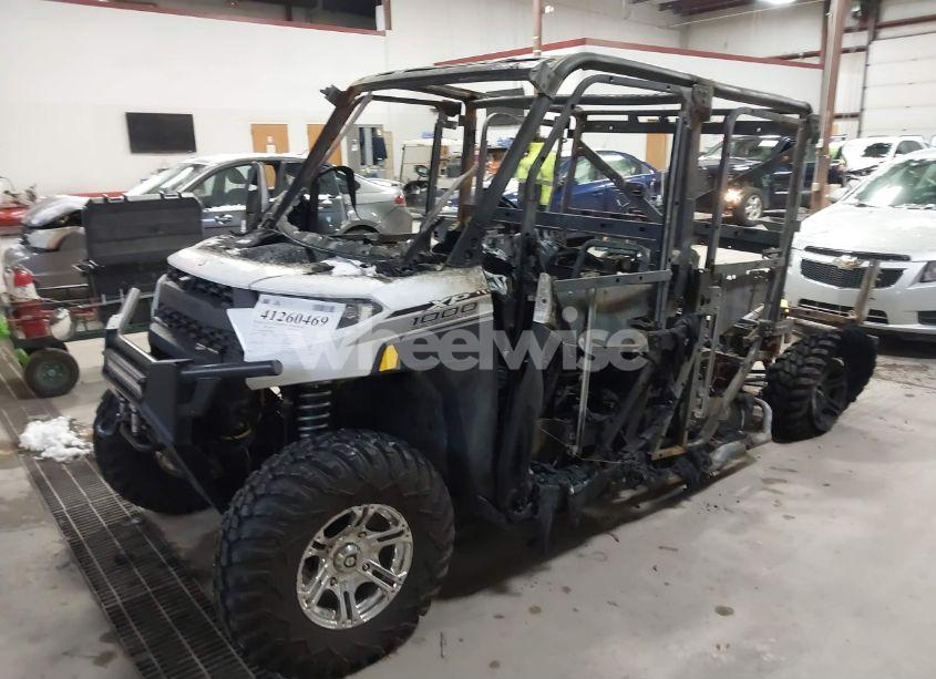 Photo 2 of 2019 Polaris Ranger CREW XP 1000 EPS RIDE COMMAND (VIN 4XARSK991K8891569)