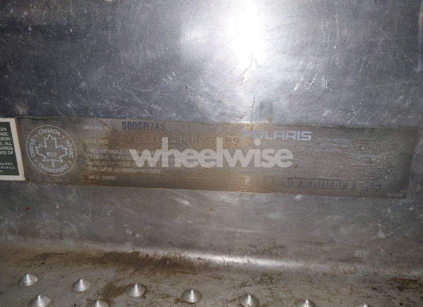 Photo 9 of 2000 Polaris 700 RMK (VIN 4XASR7ASXYB057109)