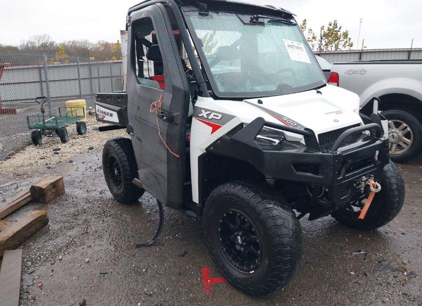 2014 Polaris Ranger 900 XP EPS (VIN 4XAUH9EA3EG343679) main photo