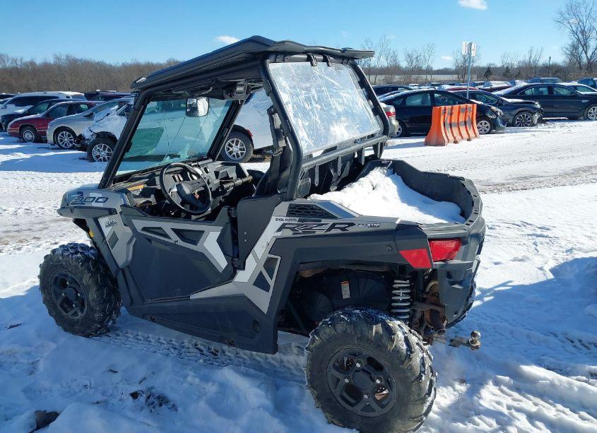 Photo 3 of 2016 Polaris Rzr 900 EPS (VIN 4XAVAE870GB676195)