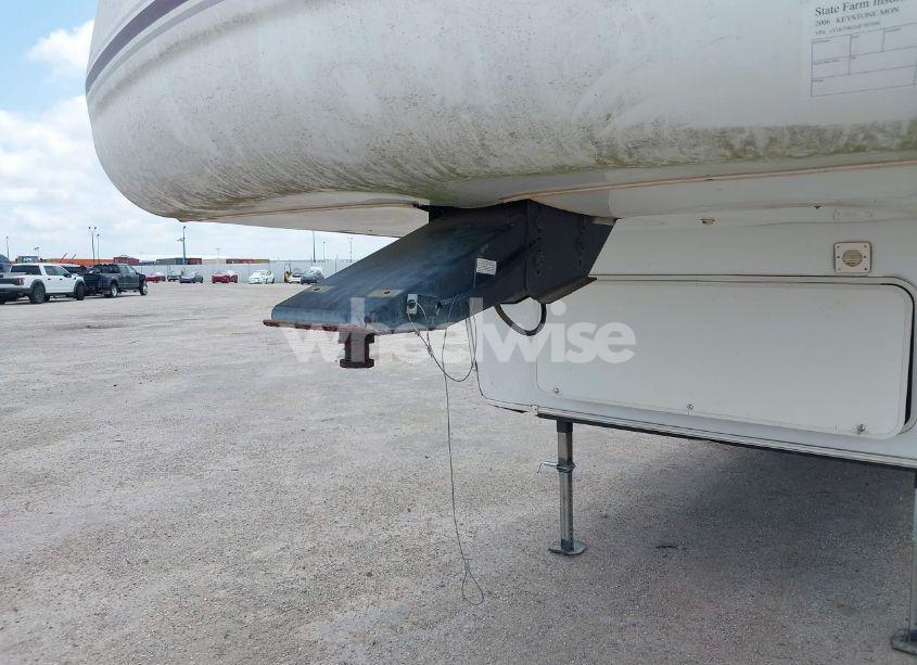 Photo 10 of 2006 Keystone Montana 298RLS (VIN 4YDF298216F707996)