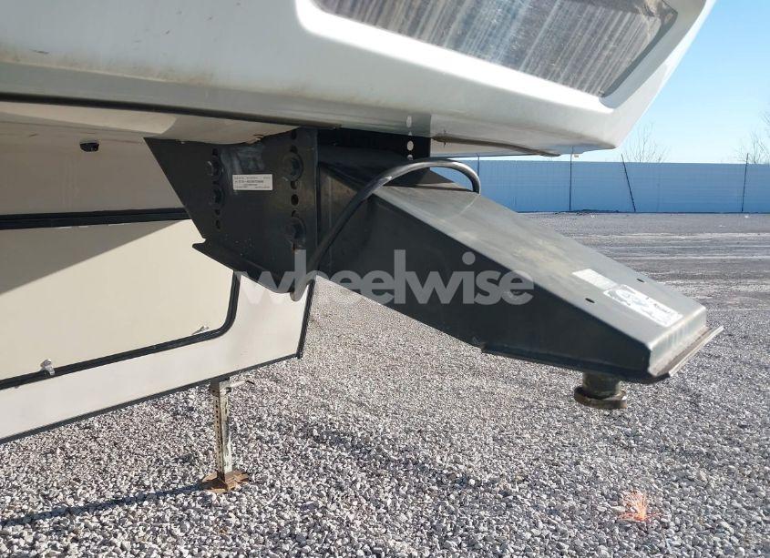 Photo 7 of 2016 Keystone Cougar (VIN 4YDF29R28G2504272)