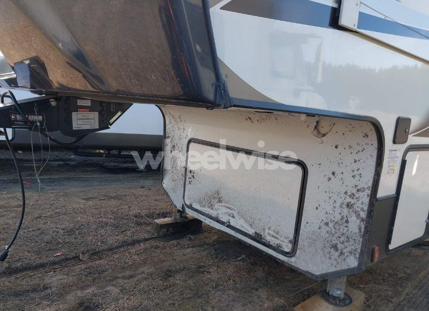 Photo 10 of 2021 Keystone Other (VIN 4YDF32226ME780507)