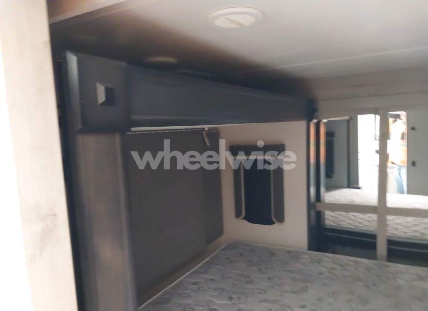 Photo 13 of 2021 Keystone Other (VIN 4YDF32226ME780507)