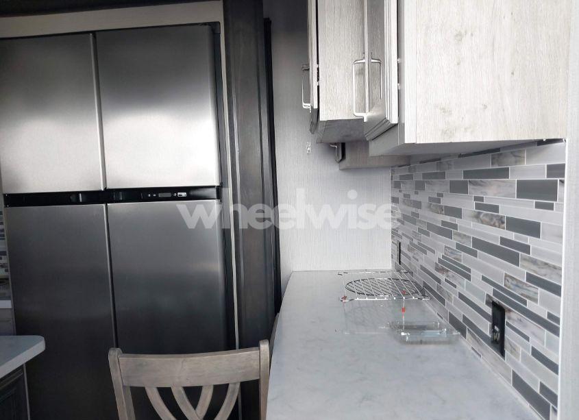 Photo 5 of 2021 Keystone Other (VIN 4YDF32226ME780507)