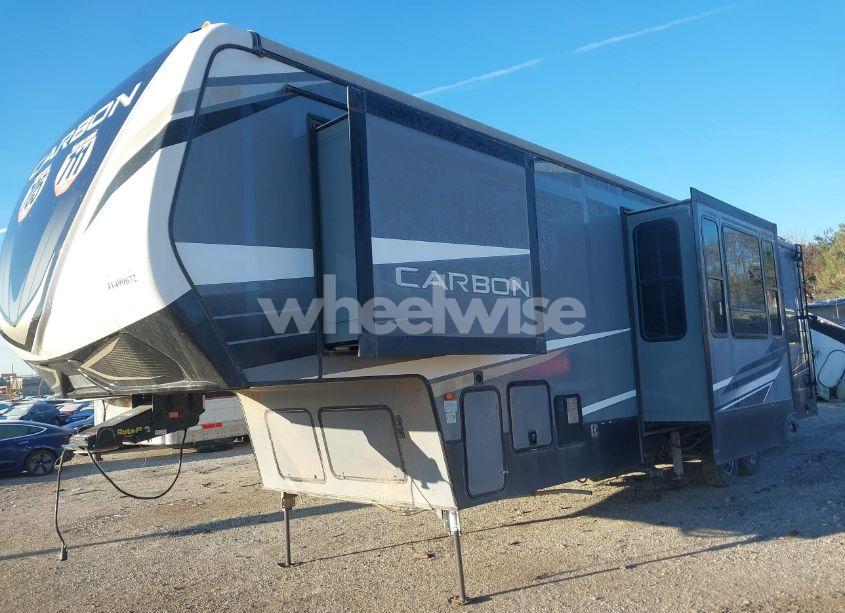 Photo 18 of 2019 Keystone Carbon N/A (VIN 4YDF3472XKR805418)