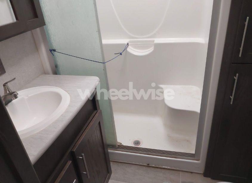 Photo 7 of 2019 Keystone Carbon N/A (VIN 4YDF3472XKR805418)