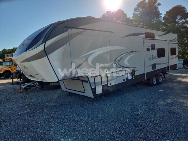 Photo 4 of 2017 KEYSTONE COUGAR - SLIDE-IN CAMPER N/A (VIN 4YDF35724H2503341)