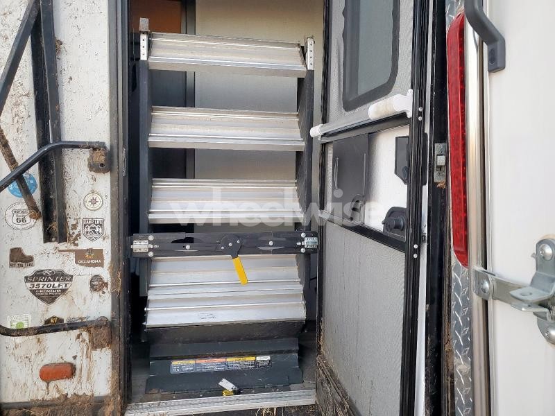 Photo 7 of 2021 KEYSTONE SPRINTER L N/A (VIN 4YDF35727M1531182)