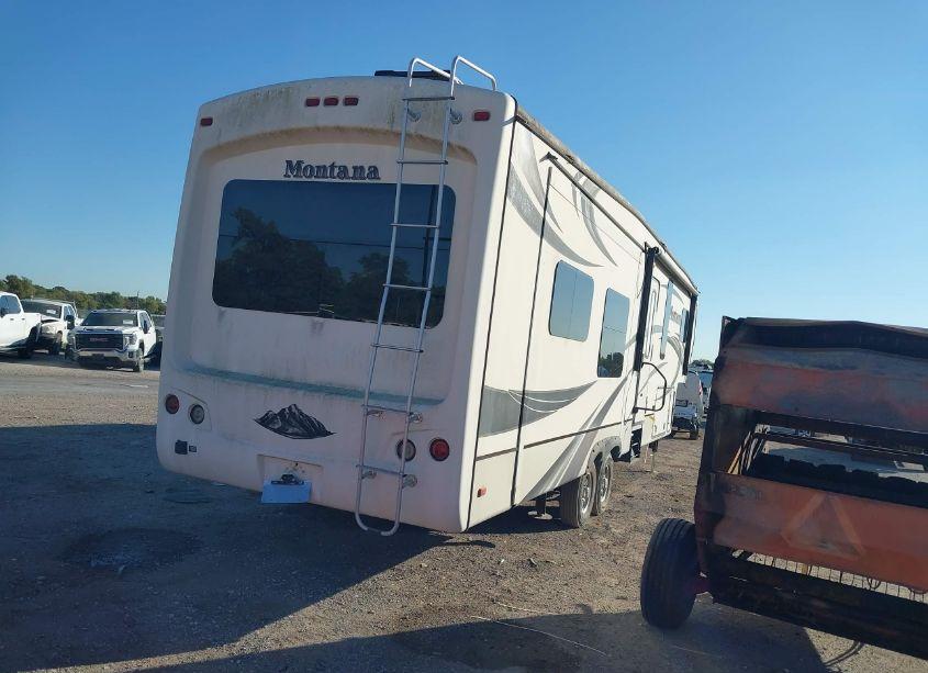 Photo 4 of 2014 Keystone Montana 3625RE (VIN 4YDF36220E4701072)