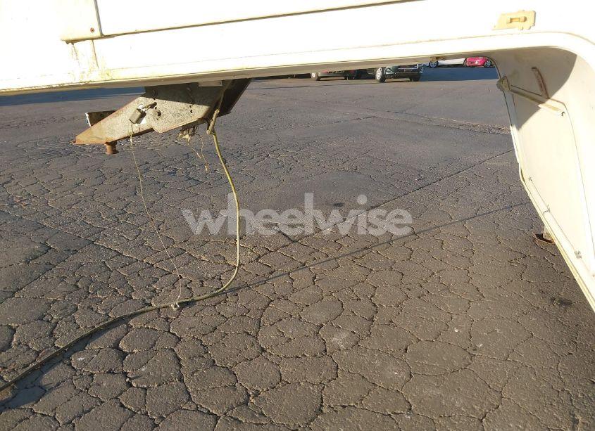 Photo 10 of 2004 Keystone Montana (VIN 4YDF367294D507566)