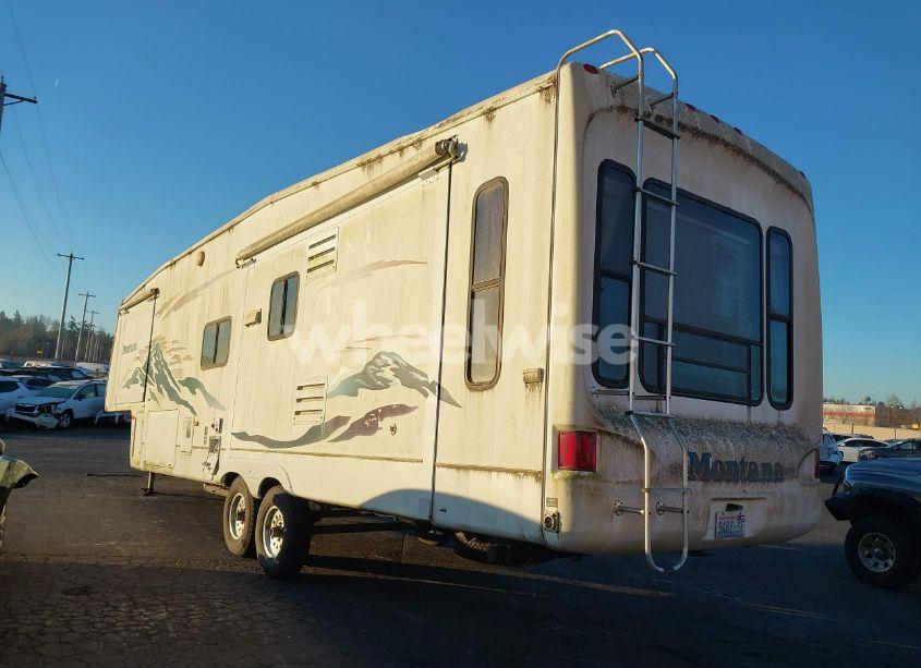 Photo 3 of 2004 Keystone Montana (VIN 4YDF367294D507566)