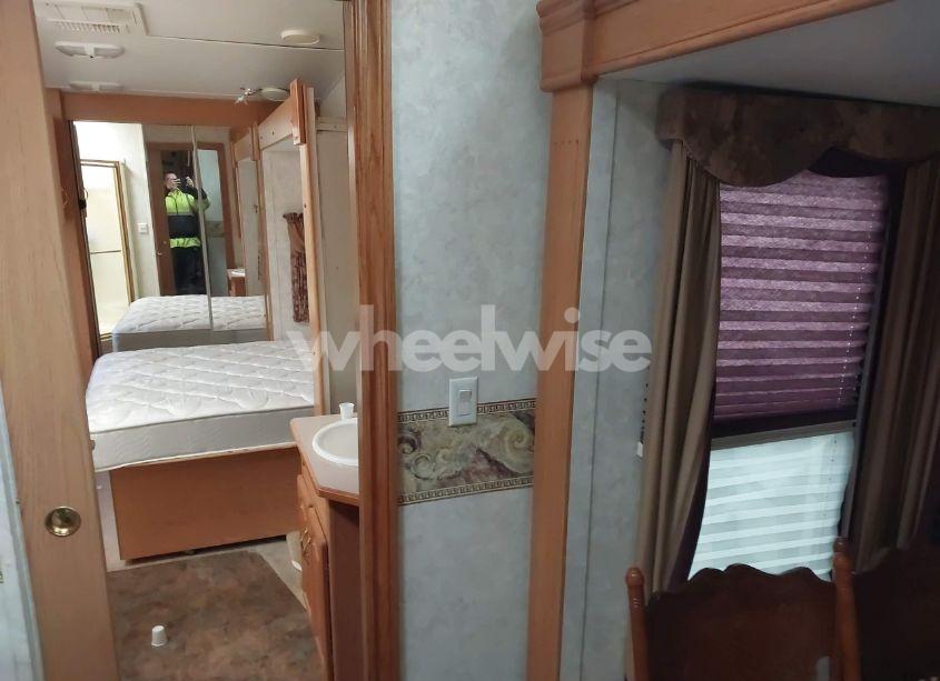 Photo 8 of 2004 Keystone Rv OTHER (VIN 4YDF368244D510664)