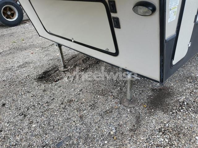 Photo 8 of 2019 'OTHER RV' OTHER (VIN 4YDF36827K2503152)