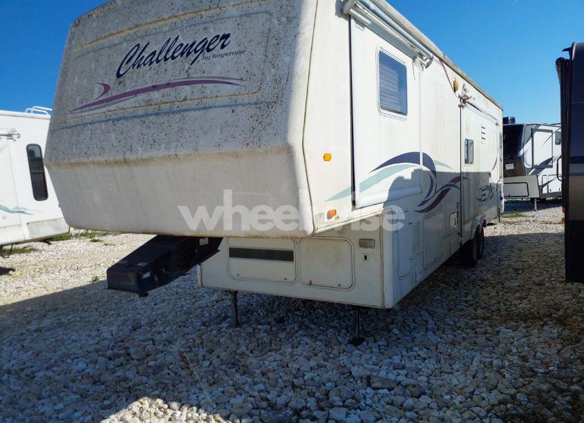 Photo 2 of 2001 Keystone Challenger N/A (VIN 4YDF36T2814400784)