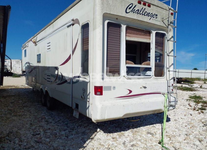 Photo 3 of 2001 Keystone Challenger N/A (VIN 4YDF36T2814400784)