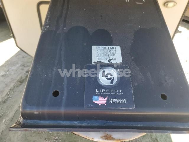 Photo 2 of 2017 KEYSTONE RV MONTANA HI - RVS RV (VIN 4YDF37527HA741690)