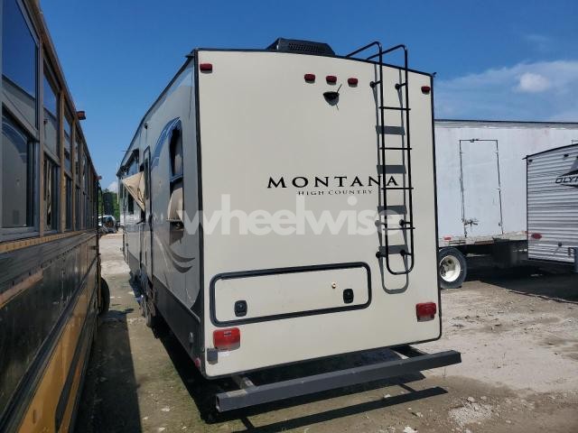 Photo 8 of 2017 KEYSTONE RV MONTANA HI - RVS RV (VIN 4YDF37527HA741690)