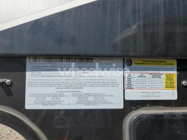 Photo 10 of 2021 MONTANA MOUNTAINEE (VIN 4YDF37621M4700172)