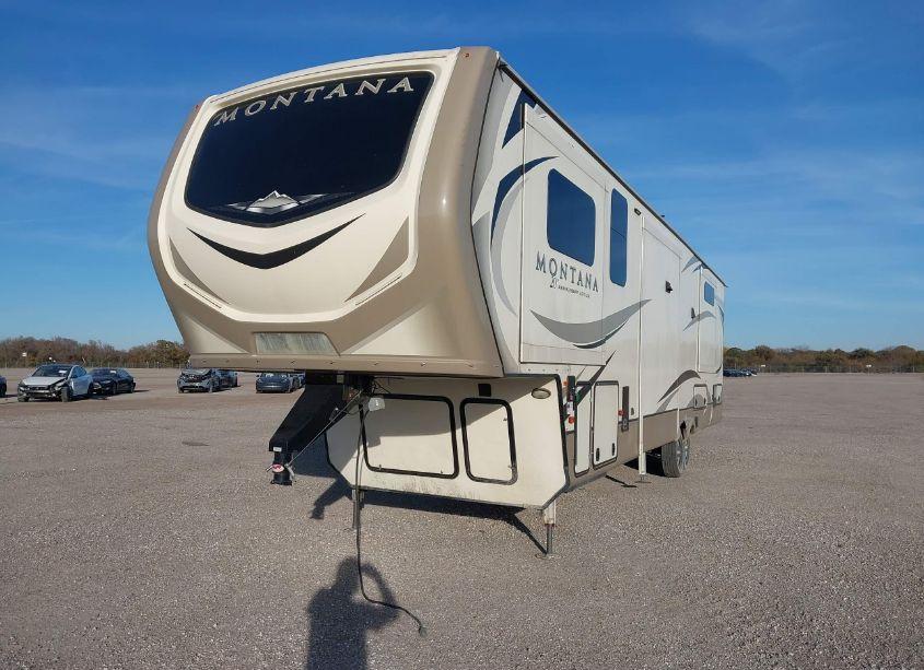 Photo 2 of 2019 Keystone Montana 3761 FL (VIN 4YDF37627K4702747)