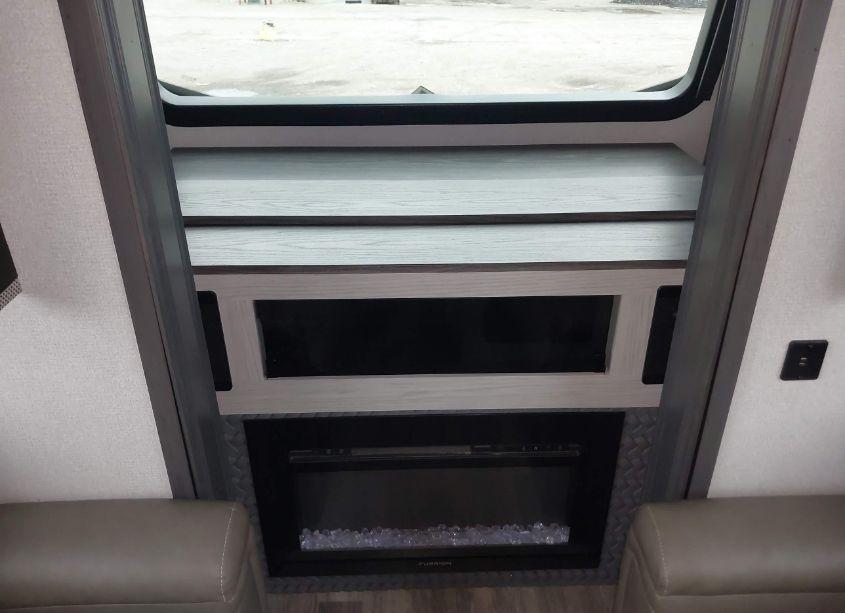 Photo 18 of 2021 Keys Montana (VIN 4YDF37723MA743640)