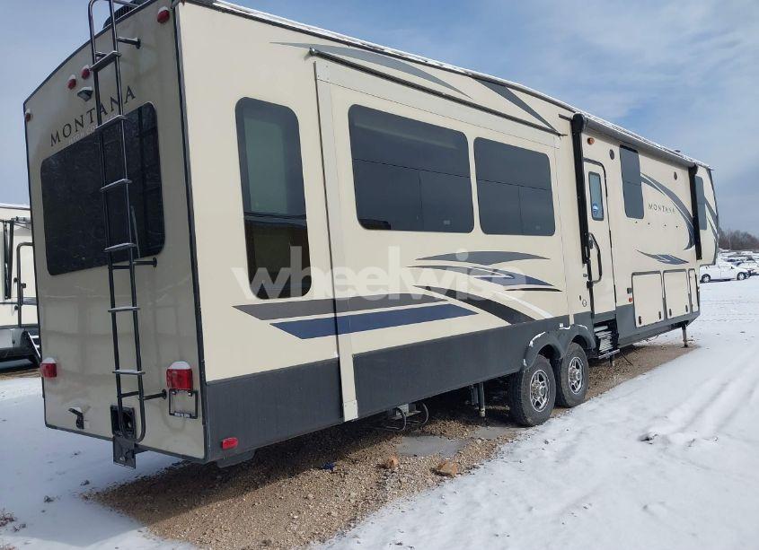 Photo 4 of 2018 Keystone Montana HIGH COUNTRY (VIN 4YDF38523JA743335)