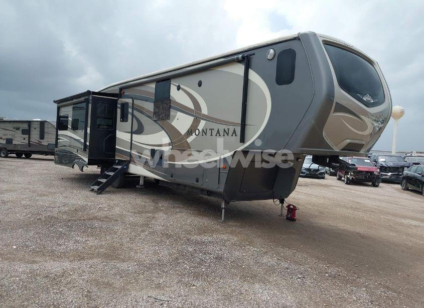 2018 Keystone Montana (VIN 4YDF39225J4703315) main photo