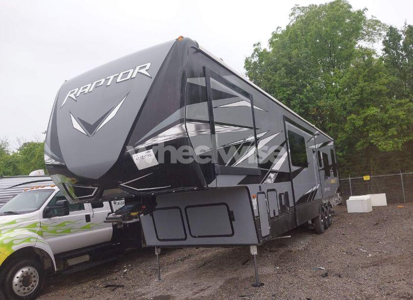 Photo 2 of 2020 Keystone Raptor 413 (VIN 4YDF41336LR800809)
