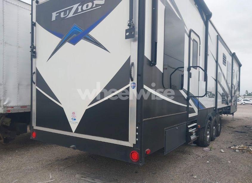 Photo 4 of 2021 Keystone Fuzion N/A (VIN 4YDF43032MF811163)