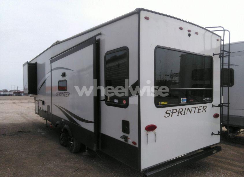 Photo 3 of 2022 Keystone 32ft SPRINTER (VIN 4YDFSTP26N1531344)