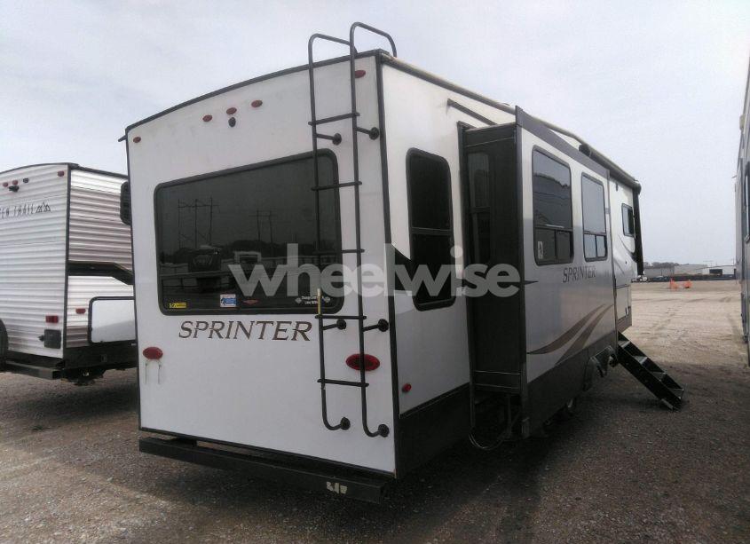 Photo 4 of 2022 Keystone 32ft SPRINTER (VIN 4YDFSTP26N1531344)